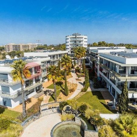 Apartamentos Cavalo Preto Beach Resort Куартейра Екстериор снимка