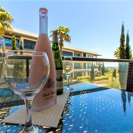 Apartamentos Cavalo Preto Beach Resort Куартейра Екстериор снимка
