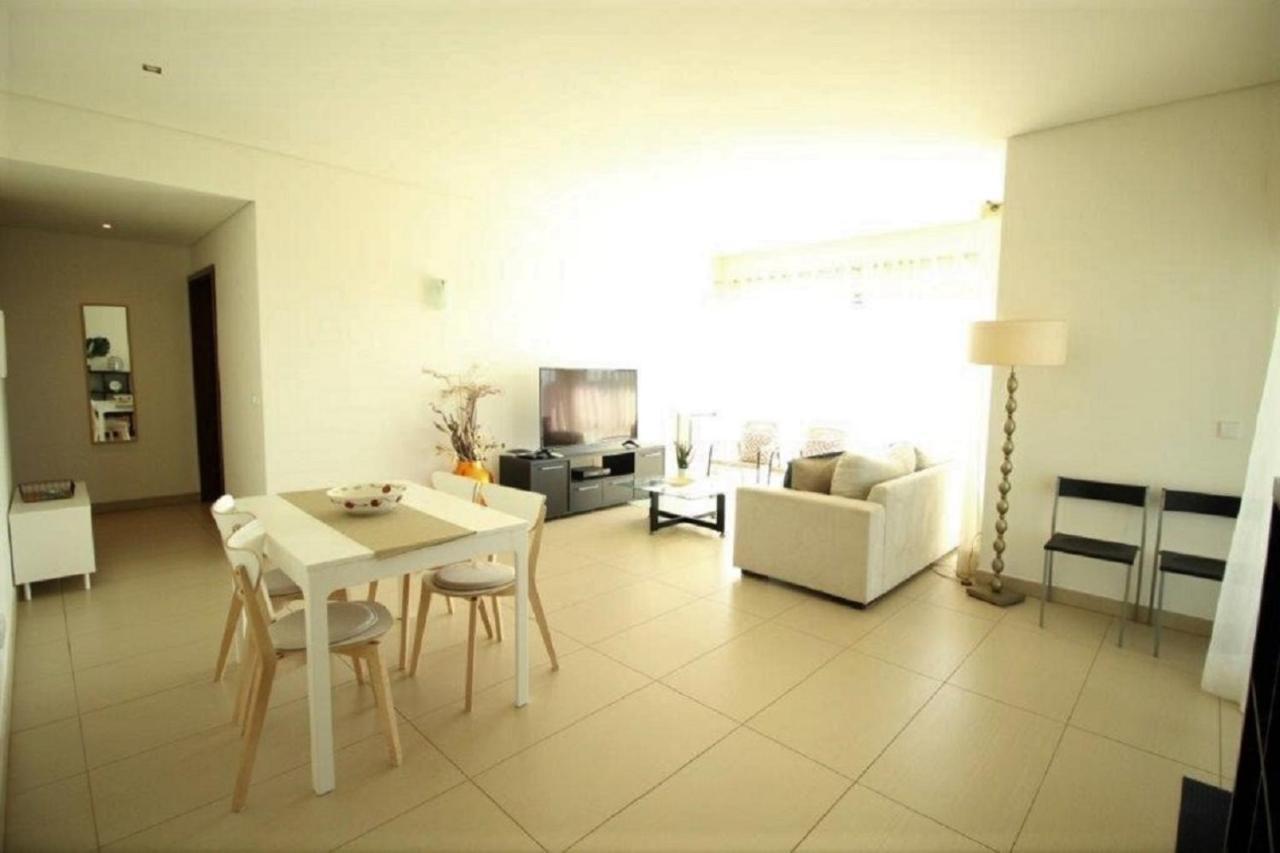 Apartamentos Cavalo Preto Beach Resort Куартейра Екстериор снимка