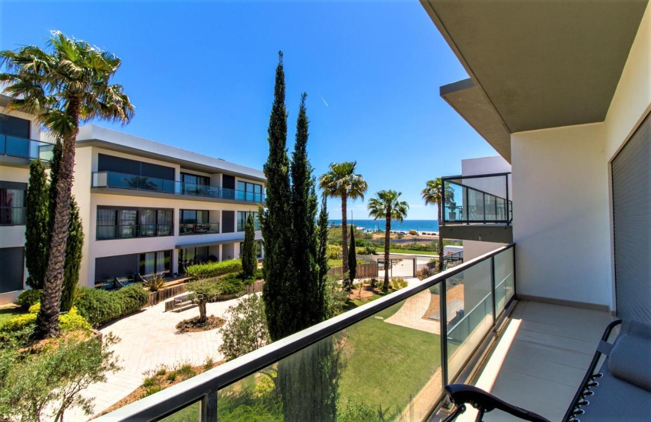 Apartamentos Cavalo Preto Beach Resort Куартейра Екстериор снимка