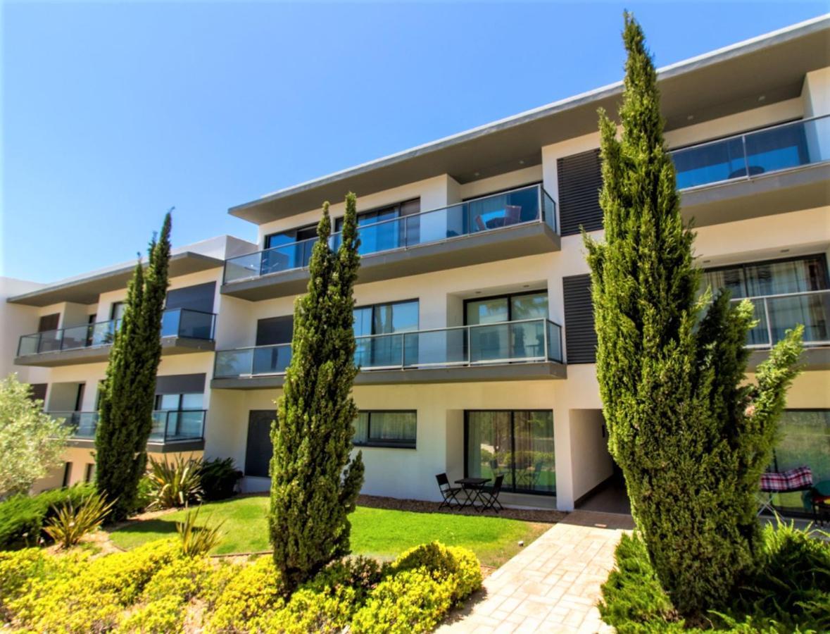 Apartamentos Cavalo Preto Beach Resort Куартейра Екстериор снимка